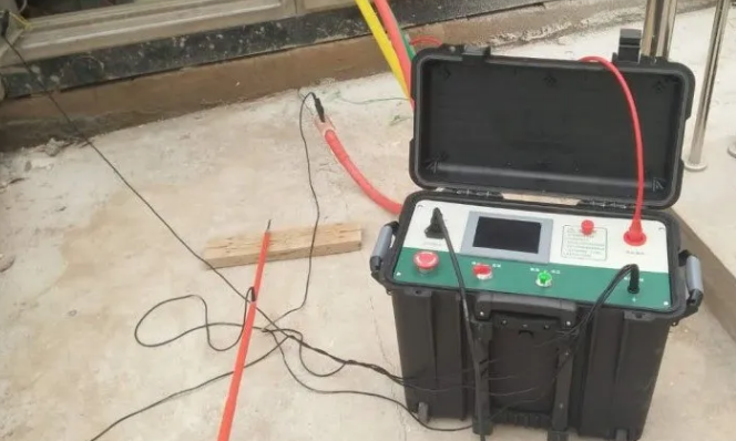 �߉���̖�l���������{��